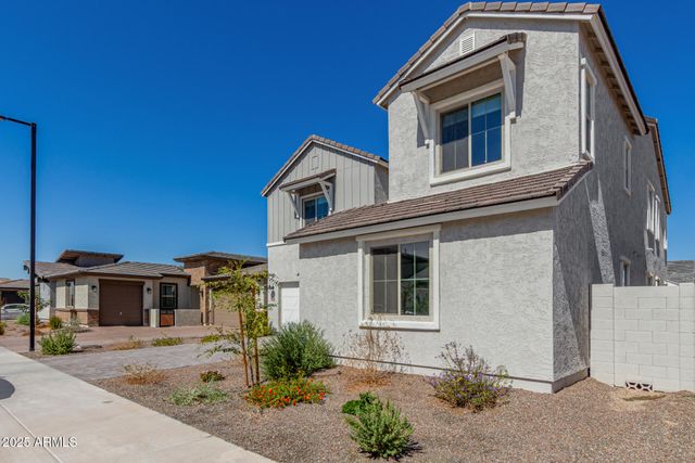 18038 W VOGEL Avenue, Goodyear, AZ 85338