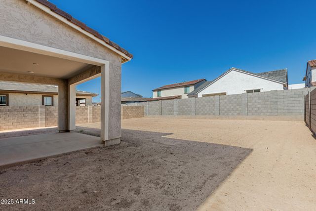 18038 W VOGEL Avenue, Goodyear, AZ 85338