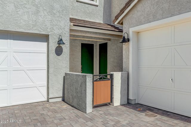 18038 W VOGEL Avenue, Goodyear, AZ 85338