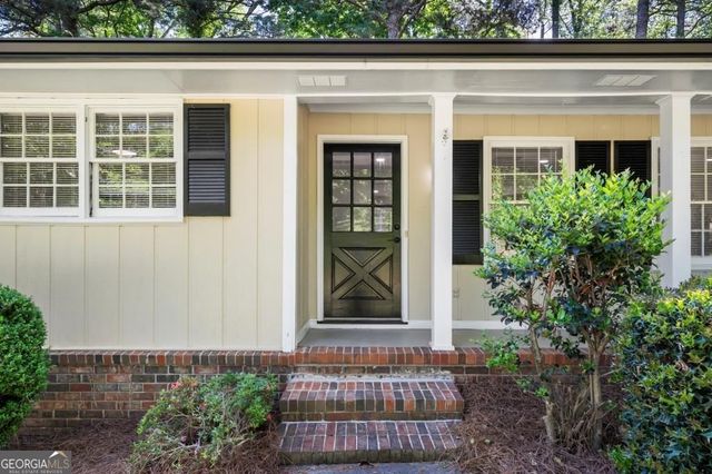 2356 Cambridge Street, Snellville, GA 30078