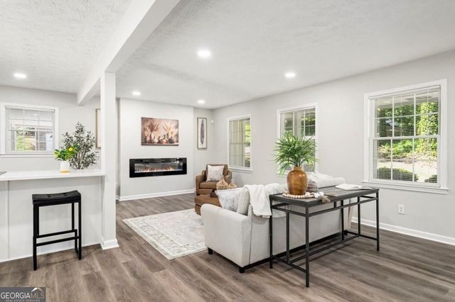 2356 Cambridge Street, Snellville, GA 30078
