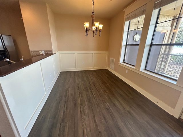 6608 Lantern View DR 202, Jonestown, TX 78645