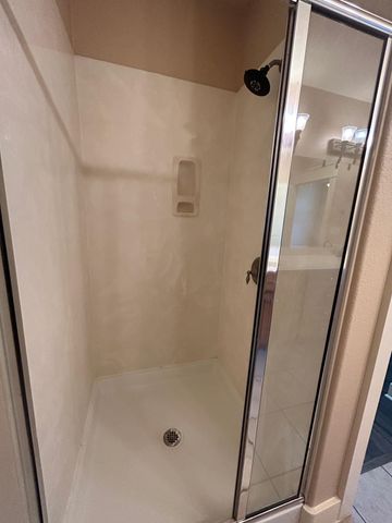 6608 Lantern View DR 202, Jonestown, TX 78645