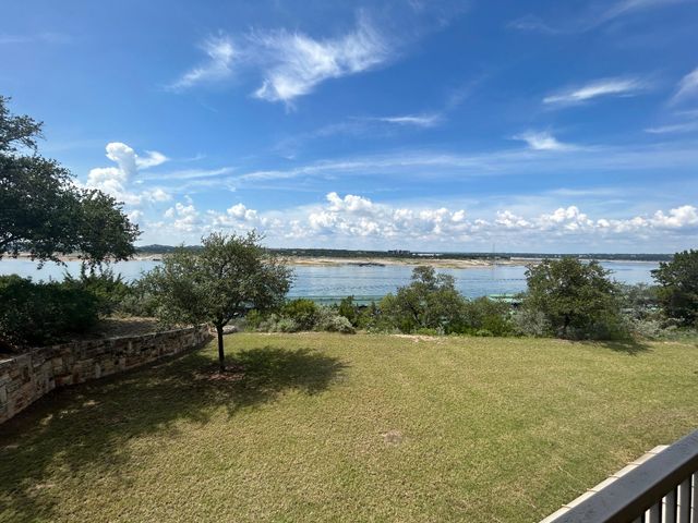6608 Lantern View DR 202, Jonestown, TX 78645