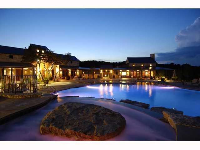 6608 Lantern View DR 202, Jonestown, TX 78645