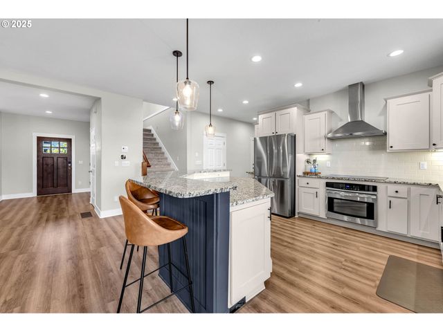 2217 Nw 110TH Cir, Vancouver, WA 98685
