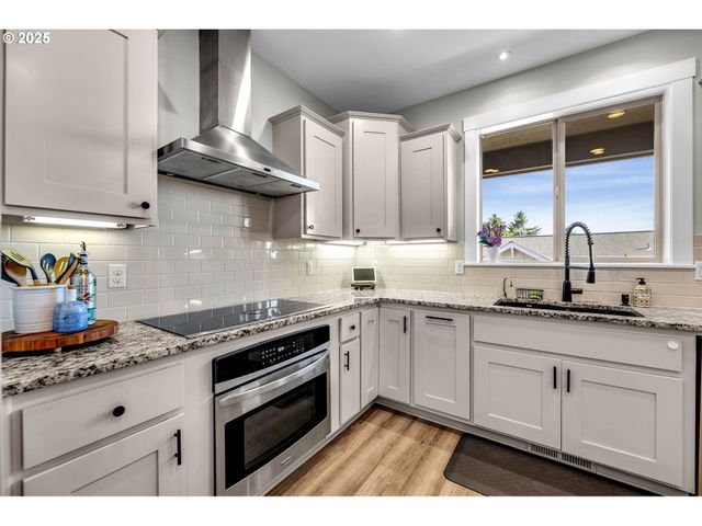 2217 Nw 110TH Cir, Vancouver, WA 98685