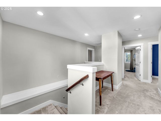 2217 Nw 110TH Cir, Vancouver, WA 98685