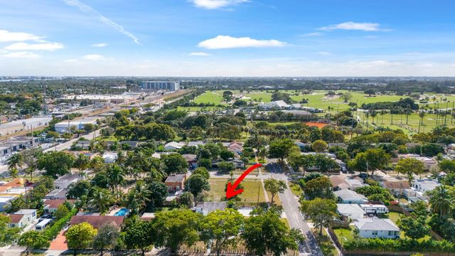 640 Forest Hill Boulevard, West Palm Beach, FL 33405