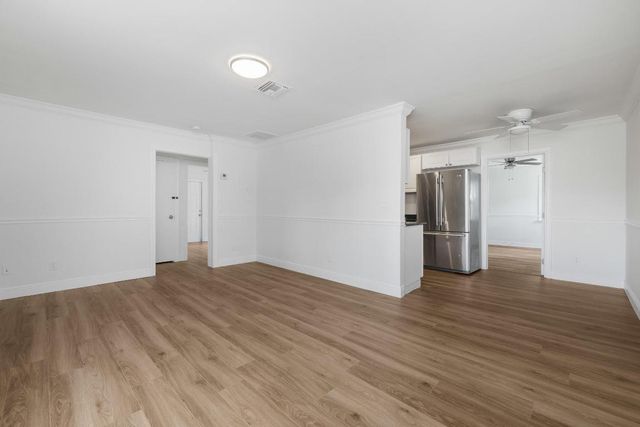 640 Forest Hill Boulevard, West Palm Beach, FL 33405