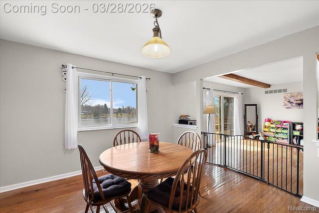 6210 Tripp Road, Groveland Township, MI 48442