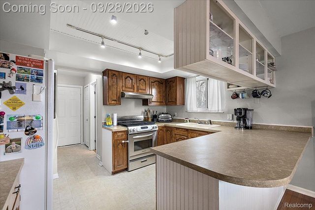 6210 Tripp Road, Groveland Township, MI 48442