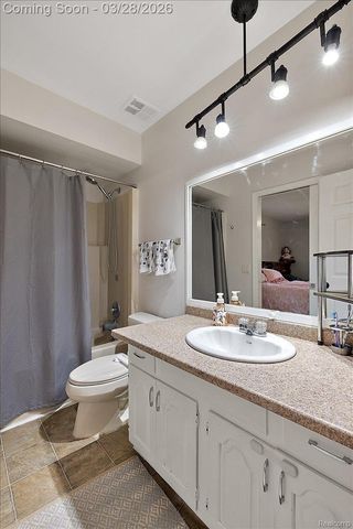 6210 Tripp Road, Groveland Township, MI 48442