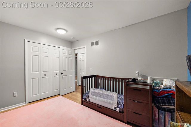 6210 Tripp Road, Groveland Township, MI 48442