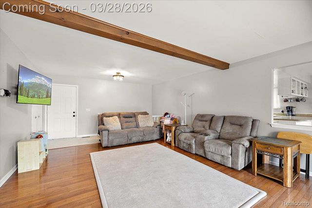 6210 Tripp Road, Groveland Township, MI 48442