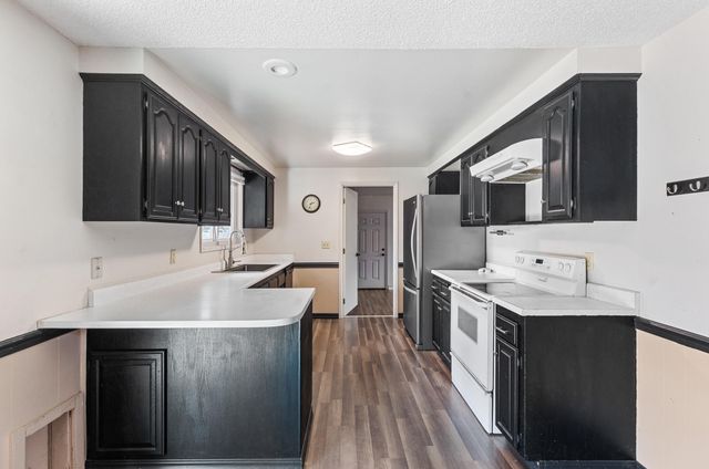 1110 SW Juniper Drive, Grants Pass, OR 97526