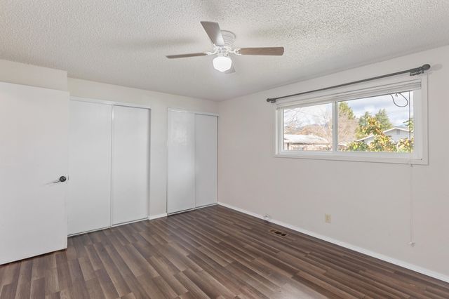 1110 SW Juniper Drive, Grants Pass, OR 97526