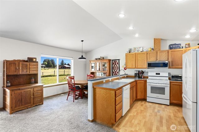 8008 188th Avenue SW, Rochester, WA 98579