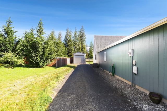 8008 188th Avenue SW, Rochester, WA 98579