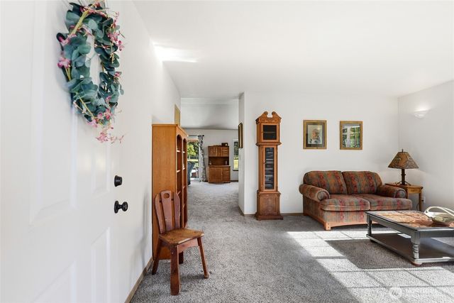 8008 188th Avenue SW, Rochester, WA 98579