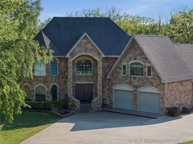 73845 S 328 Way, Wagoner, OK 74467