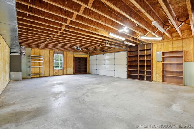 73845 S 328 Way, Wagoner, OK 74467