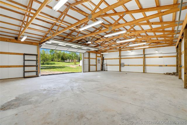 73845 S 328 Way, Wagoner, OK 74467