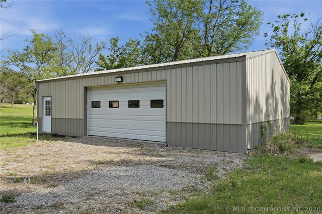 73845 S 328 Way, Wagoner, OK 74467
