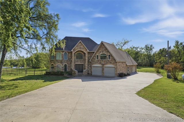 73845 S 328 Way, Wagoner, OK 74467