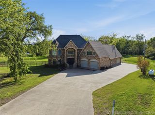73845 S 328 Way, Wagoner, OK 74467