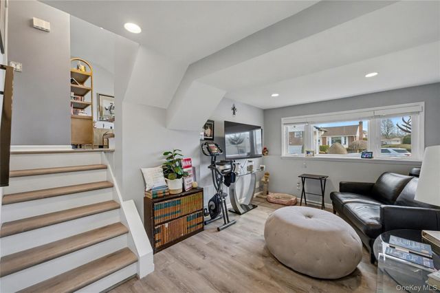 57 Richfield Street, Plainview, NY 11803