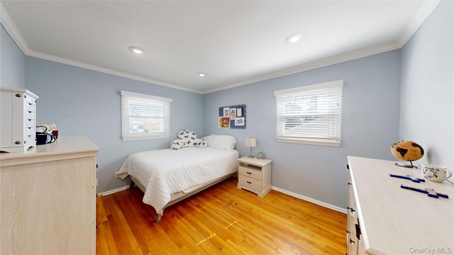 57 Richfield Street, Plainview, NY 11803