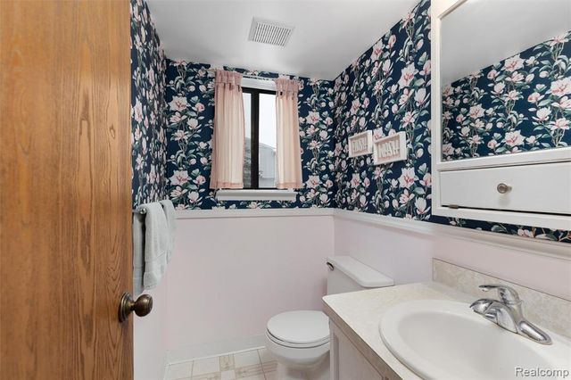 5695 Caren Drive, Ypsilanti, MI 48197