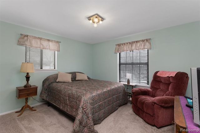 5695 Caren Drive, Ypsilanti, MI 48197