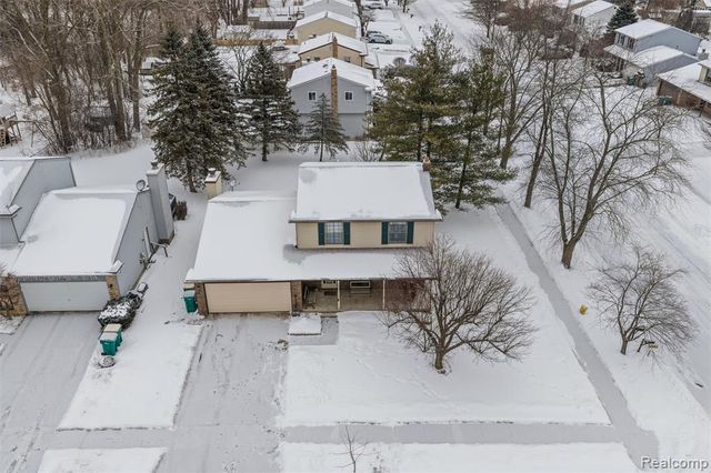 5695 Caren Drive, Ypsilanti, MI 48197