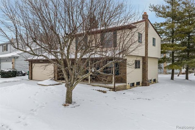 5695 Caren Drive, Ypsilanti, MI 48197