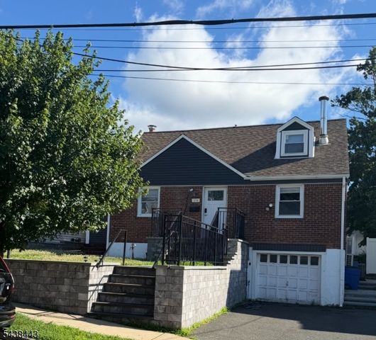 174 Leonard Place, North Arlington Boro, NJ 07031