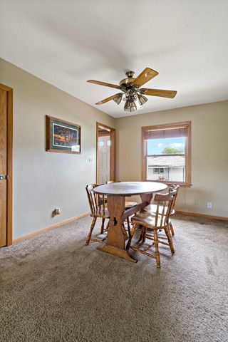 1552 Hoyt Avenue E, Saint Paul, MN 55106