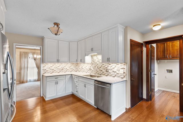 9411 SE Ojay Drive, Huntsville, AL 35803