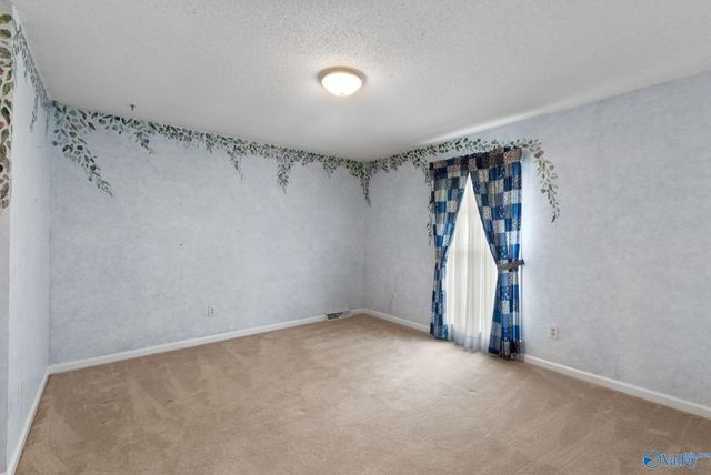 9411 SE Ojay Drive, Huntsville, AL 35803