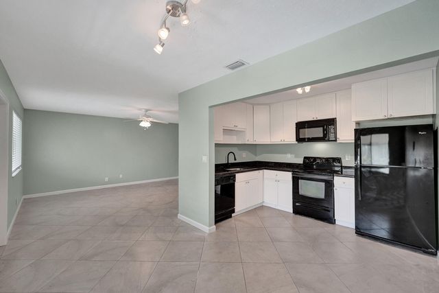 1250 Miami Road 11, Fort Lauderdale, FL 33316