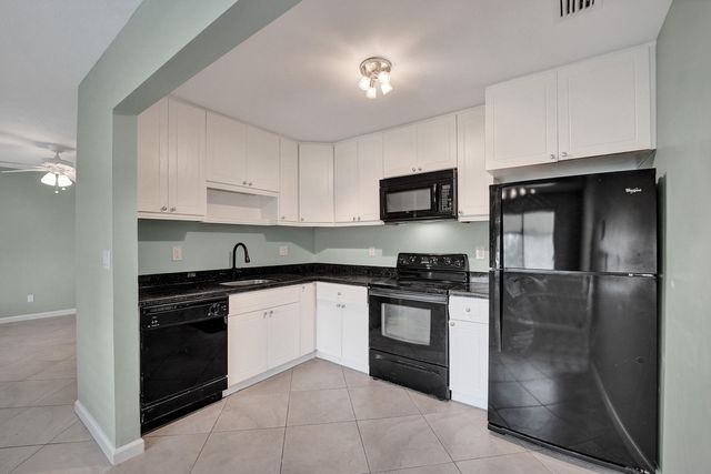1250 Miami Road 11, Fort Lauderdale, FL 33316