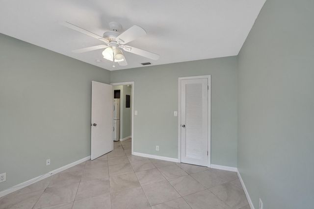 1250 Miami Road 11, Fort Lauderdale, FL 33316