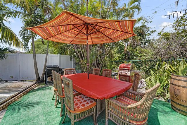 1250 Miami Road 11, Fort Lauderdale, FL 33316