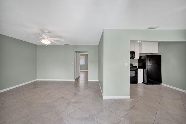 1250 Miami Road 11, Fort Lauderdale, FL 33316