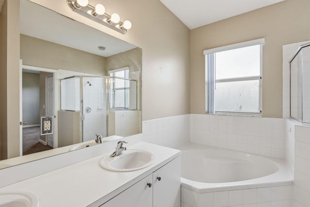 1412 NE 40th Avenue, Homestead, FL 33033