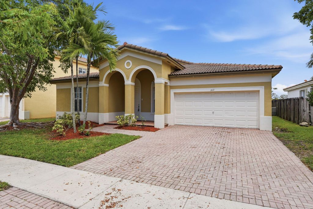 1412 NE 40th Avenue, Homestead, FL 33033