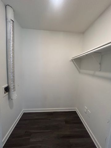 321 E 8th Street 108, Dallas, TX 75203