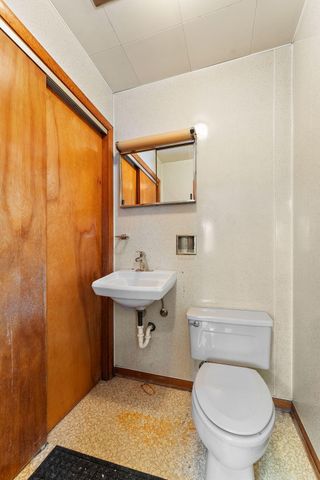 8626 Christopher Drive, St. John, IN 46373