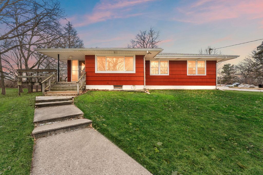 8626 Christopher Drive, St. John, IN 46373